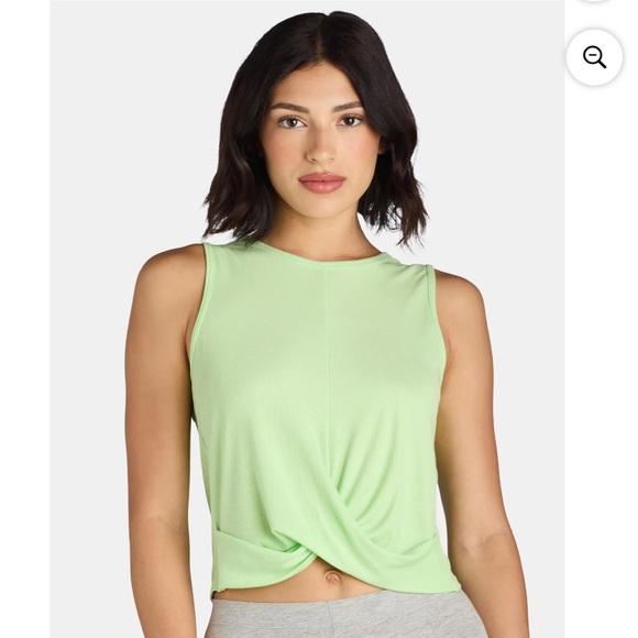 Avia tank top in size Medium - Picture 5 of 6